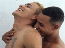 Détails : Deux mecs blog gay avec rencontres sulfureuses entre keums